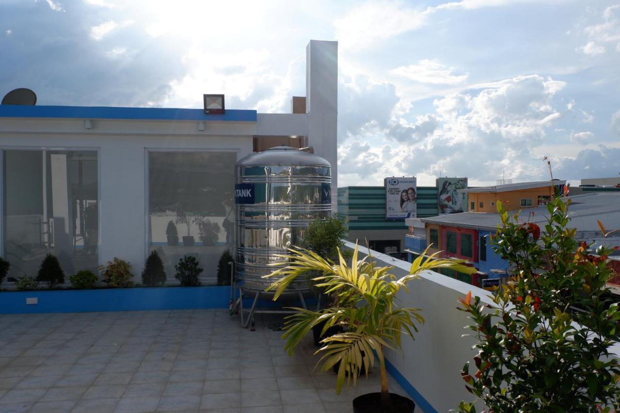 Rosetta Guest House Ormoc Exterior photo